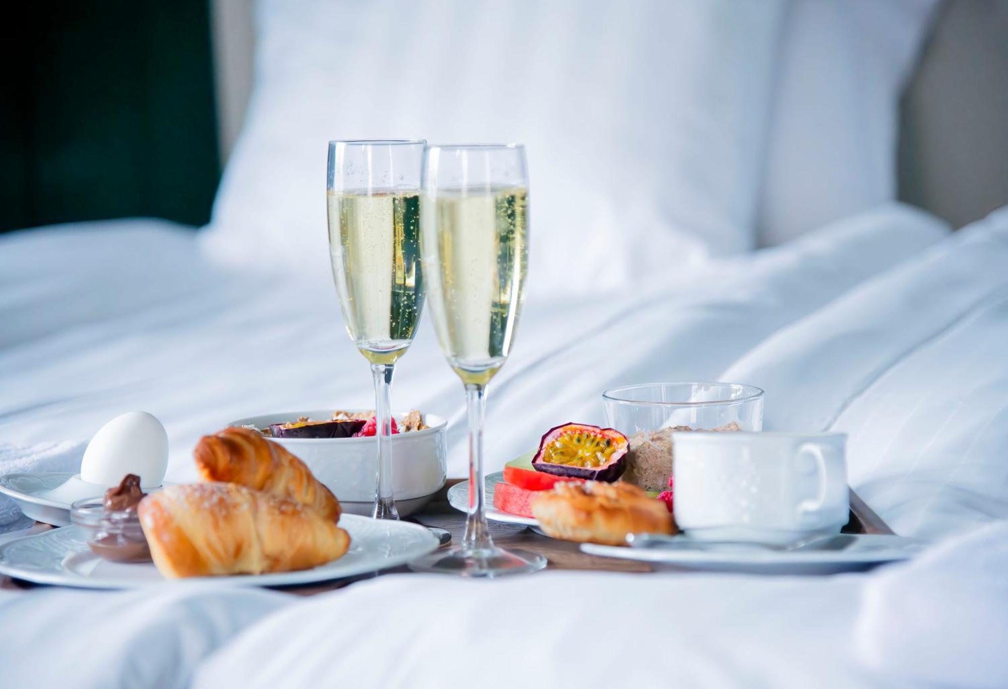 Park Hotel Linkoeping Fawlty Towers Ngoại thất bức ảnh